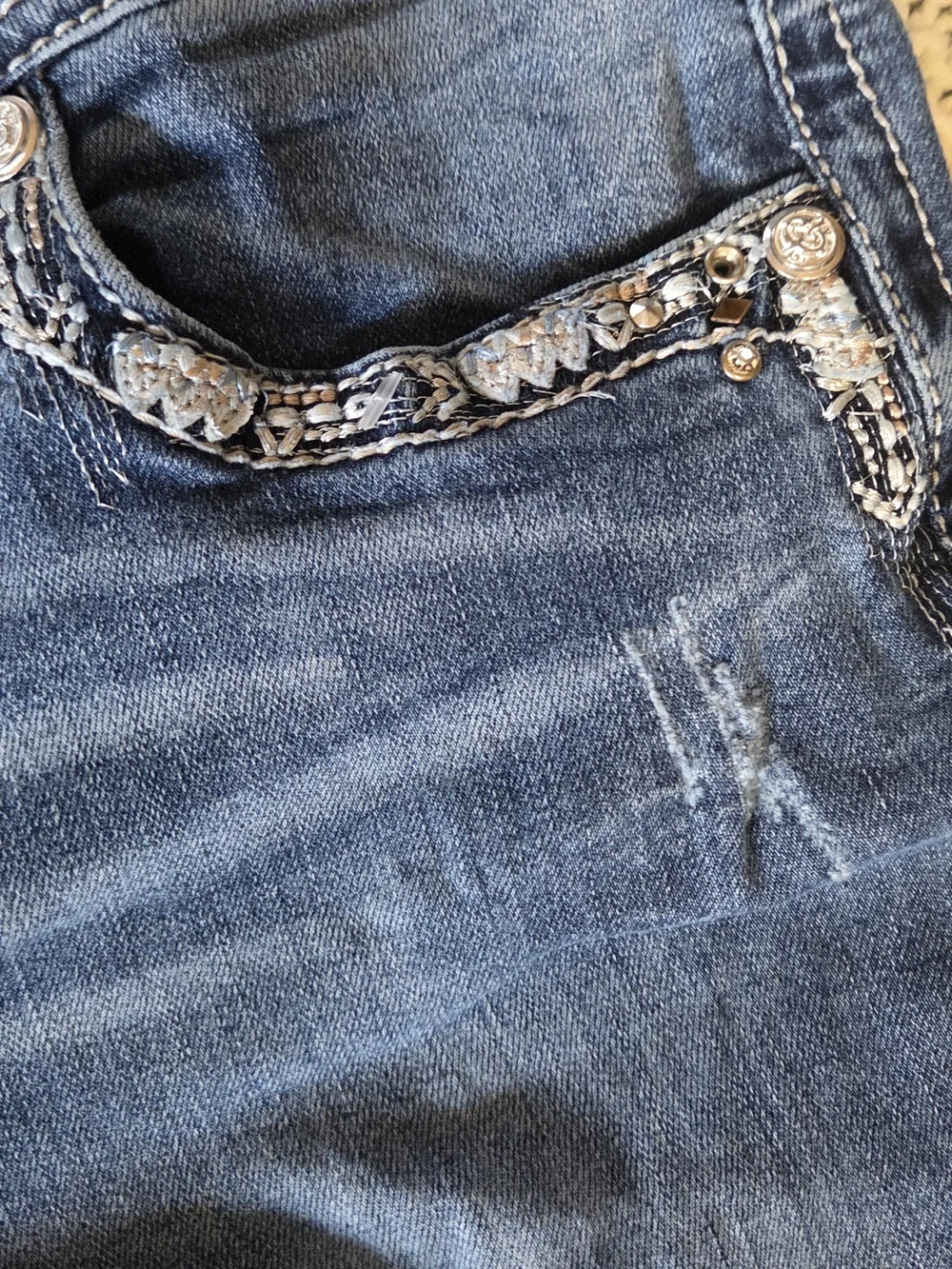 Grace in LA Bootcut Jeans | Embellished Pocket | Medium Wash | Size 30 - Picture 4 of 8